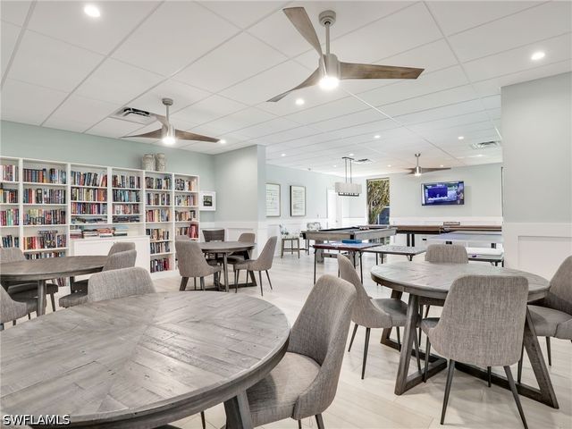 555 Park Shore DR B410, Naples, FL 34103
