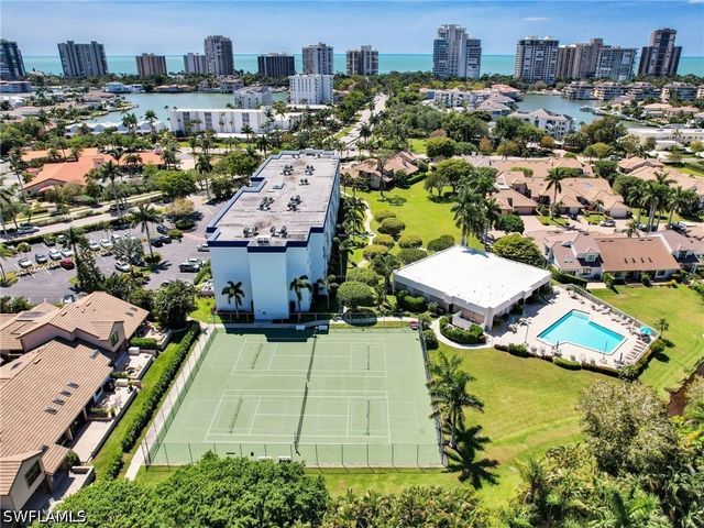 555 Park Shore DR B410, Naples, FL 34103