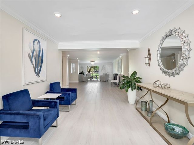 555 Park Shore DR B410, Naples, FL 34103