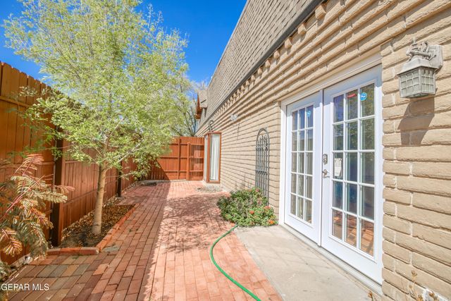 500 Thunderbird Drive 86, El Paso, TX 79912