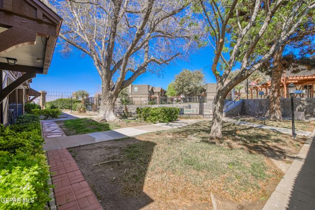 500 Thunderbird Drive 86, El Paso, TX 79912