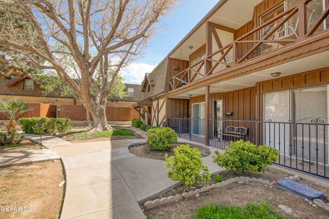 500 Thunderbird Drive 86, El Paso, TX 79912