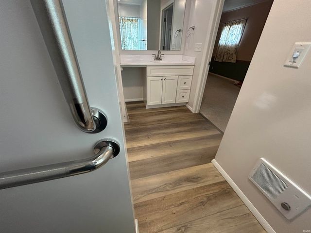 2107 Maplehurst Avenue, Mishawaka, IN 46545