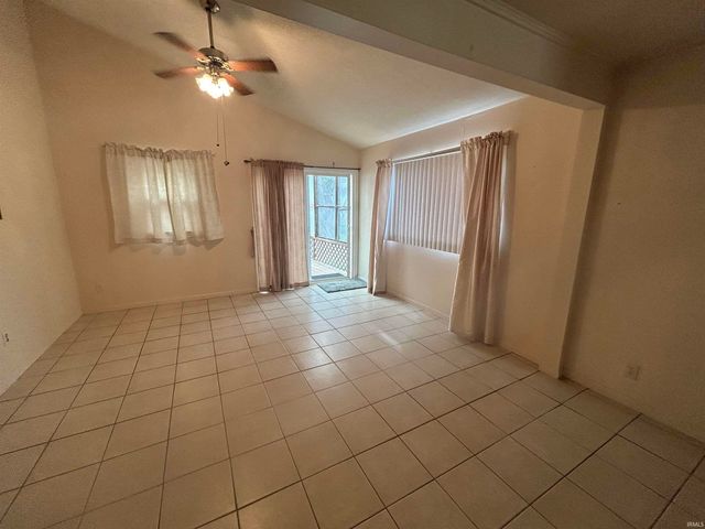 2107 Maplehurst Avenue, Mishawaka, IN 46545