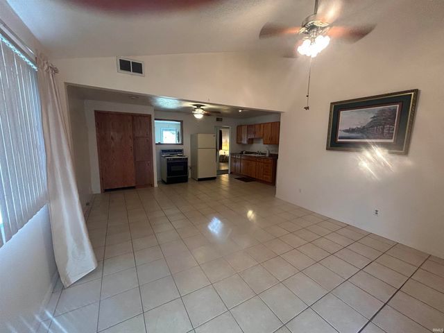 2107 Maplehurst Avenue, Mishawaka, IN 46545