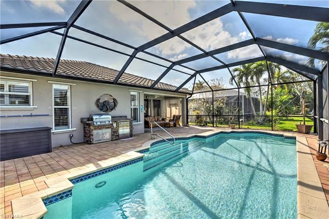 7715 Cameron CIR, Fort Myers, FL 33912