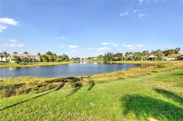 7715 Cameron CIR, Fort Myers, FL 33912