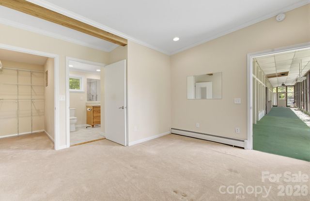 20 Reed Road, Asheville, NC 28805