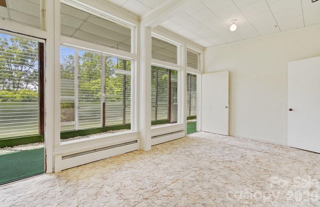 20 Reed Road, Asheville, NC 28805