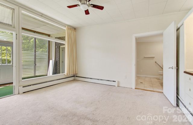 20 Reed Road, Asheville, NC 28805