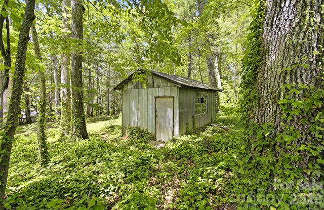 20 Reed Road, Asheville, NC 28805