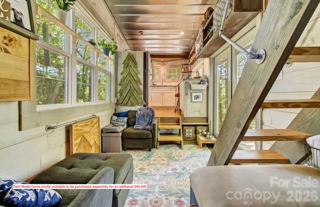 20 Reed Road, Asheville, NC 28805