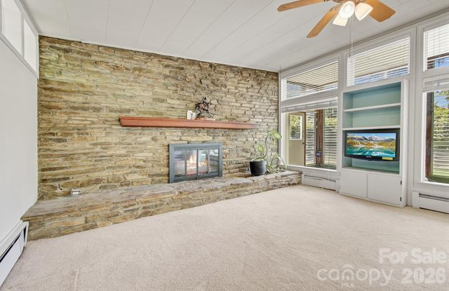20 Reed Road, Asheville, NC 28805