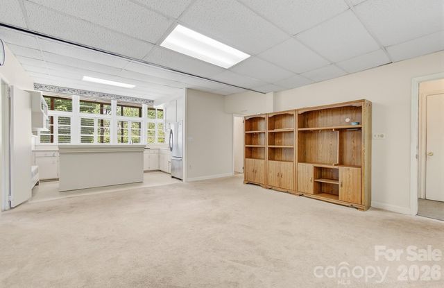 20 Reed Road, Asheville, NC 28805
