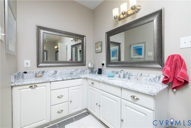 8295 Corbin Braxton Ln, Mechanicsville, VA 23111