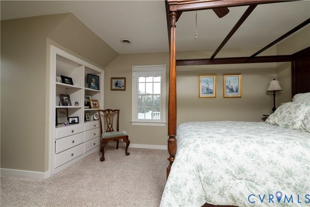 8295 Corbin Braxton Ln, Mechanicsville, VA 23111