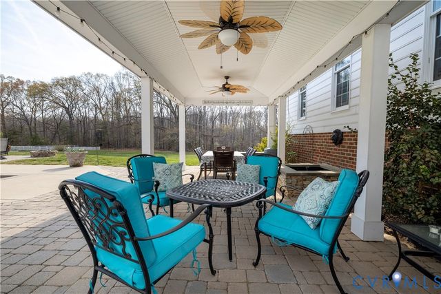 8295 Corbin Braxton Ln, Mechanicsville, VA 23111