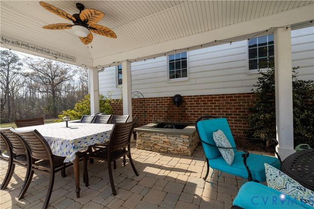 8295 Corbin Braxton Ln, Mechanicsville, VA 23111