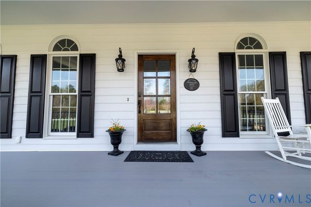 8295 Corbin Braxton Ln, Mechanicsville, VA 23111