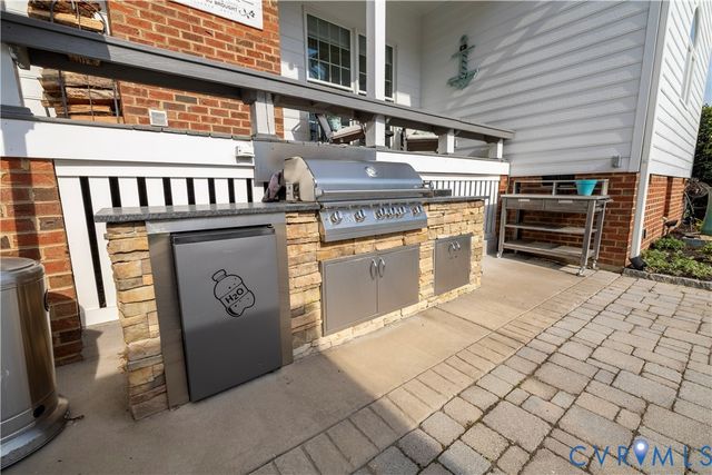 8295 Corbin Braxton Ln, Mechanicsville, VA 23111