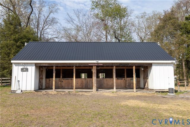 8295 Corbin Braxton Ln, Mechanicsville, VA 23111