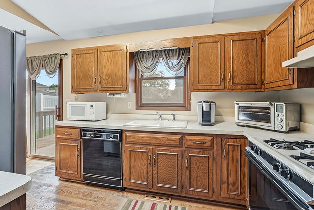 14843 Anne Court, Oak Forest, IL 60452