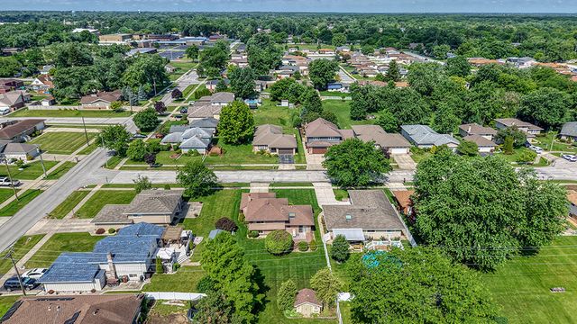 14843 Anne Court, Oak Forest, IL 60452
