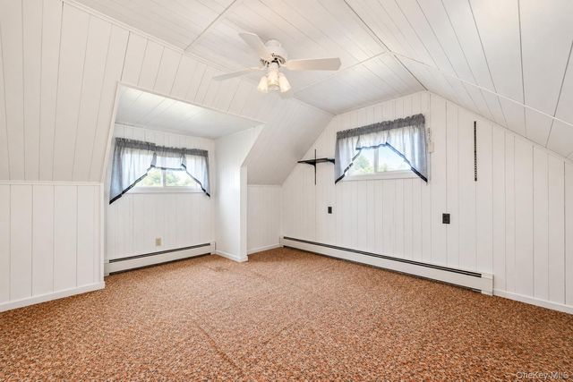 957 N Fulton Avenue, Lindenhurst, NY 11757