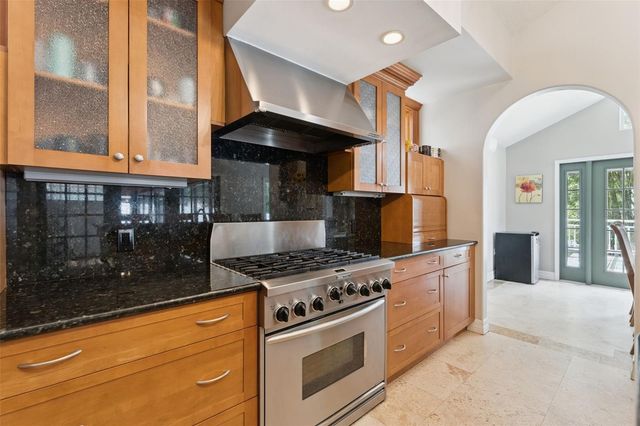 241 W LAKE SUE AVENUE, Winter Park, FL 32789