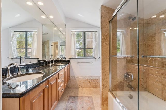 241 W LAKE SUE AVENUE, Winter Park, FL 32789
