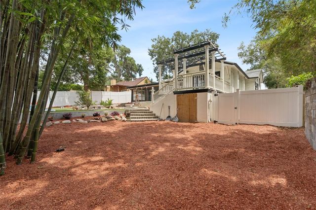 241 W LAKE SUE AVENUE, Winter Park, FL 32789
