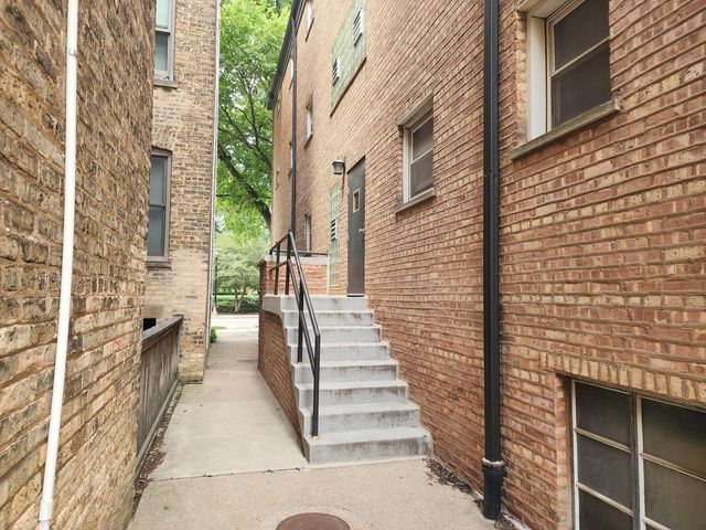 1318 Central Street 1N, Evanston, IL 60201