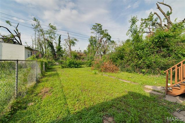 4210 E Carter Avenue, St Louis, MO 63115