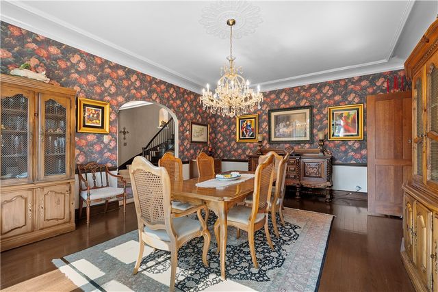 405 W Washington Blvd., Grove City Boro, PA 16127