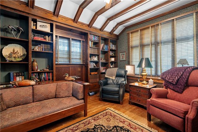 405 W Washington Blvd., Grove City Boro, PA 16127