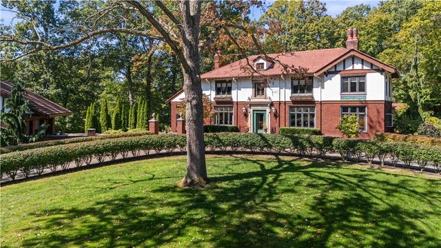 405 W Washington Blvd., Grove City Boro, PA 16127