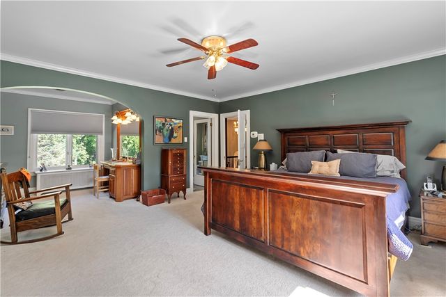 405 W Washington Blvd., Grove City Boro, PA 16127