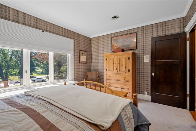 405 W Washington Blvd., Grove City Boro, PA 16127