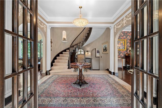 405 W Washington Blvd., Grove City Boro, PA 16127