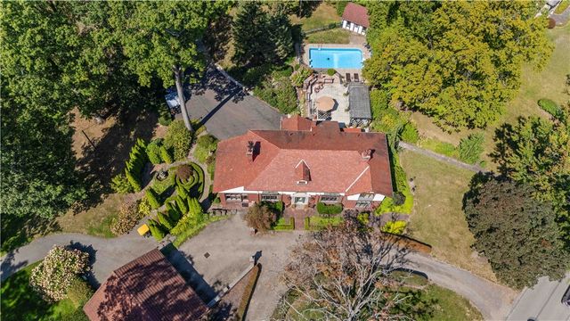 405 W Washington Blvd., Grove City Boro, PA 16127