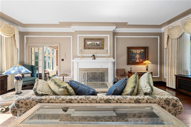 405 W Washington Blvd., Grove City Boro, PA 16127