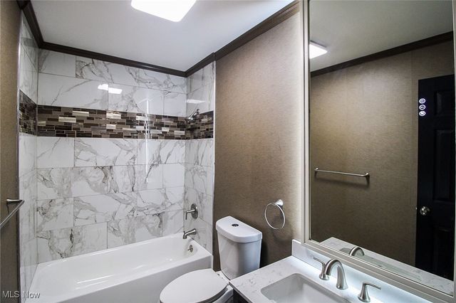 5640 Baylor Avenue, Austintown, OH 44515