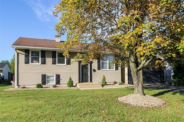 5640 Baylor Avenue, Austintown, OH 44515