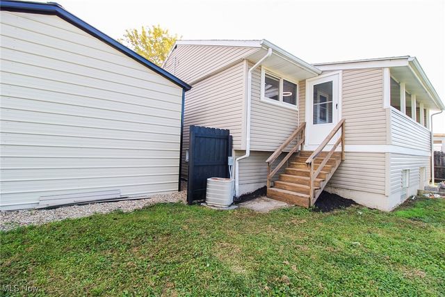 5640 Baylor Avenue, Austintown, OH 44515