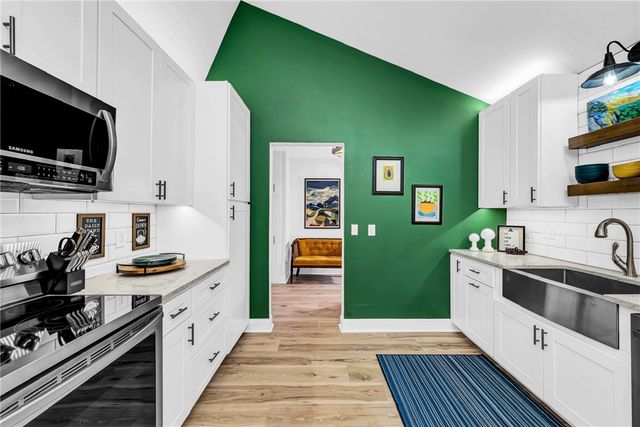 1605 SE P Street, Bentonville, AR 72712