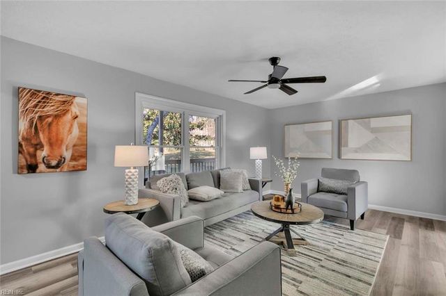 10183 Bumpy RD, Gloucester, VA 23061