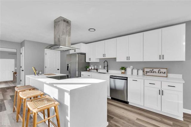 10183 Bumpy RD, Gloucester, VA 23061