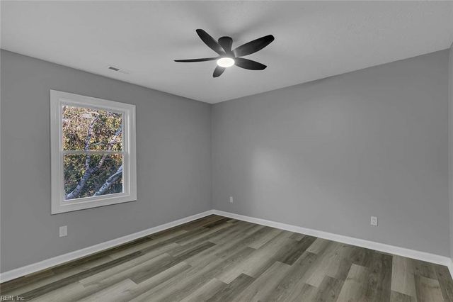 10183 Bumpy RD, Gloucester, VA 23061