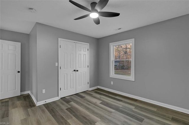 10183 Bumpy RD, Gloucester, VA 23061