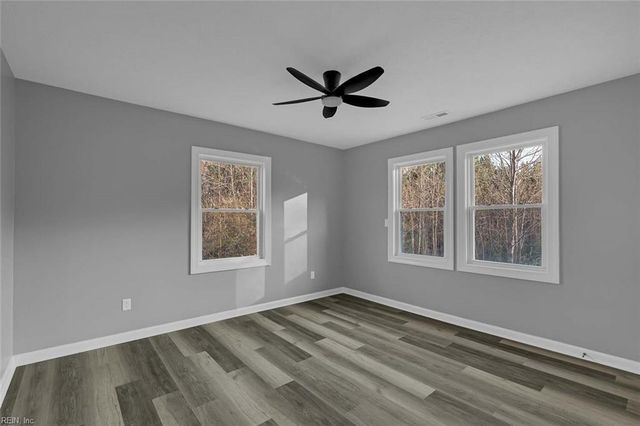 10183 Bumpy RD, Gloucester, VA 23061